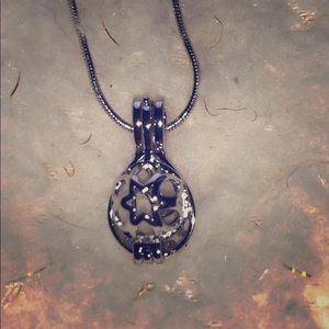 Double sided cage necklace